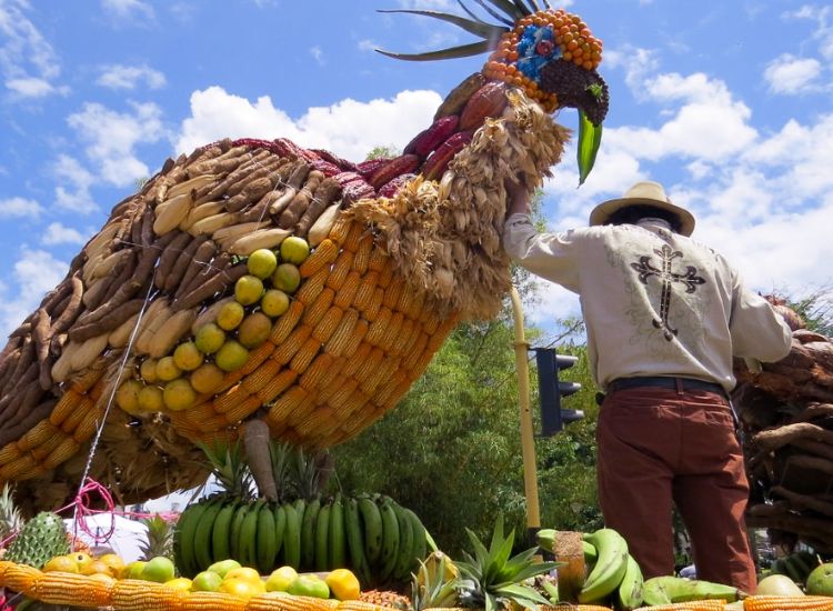 Top 10 des Rituels Culinaires Fascinants à Travers le Monde